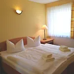 Am Eisenberg Hotel 3*
